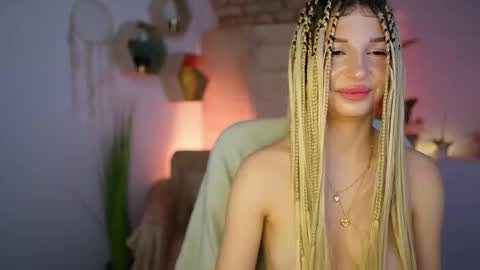 Alicee Kiss online show from January 2025 10:15:02 PM