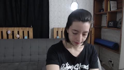 alicee_logan_ online show from January 2025 01:59:02 AM