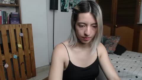 alicee_logan_ online show from July 2026 04:19:01 AM
