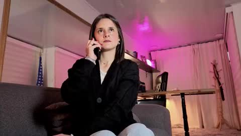 Aleja  online show from September 2025 11:00:01 AM