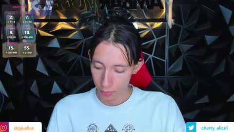 Alice Salvatore online show from October 2025 09:21:01 AM