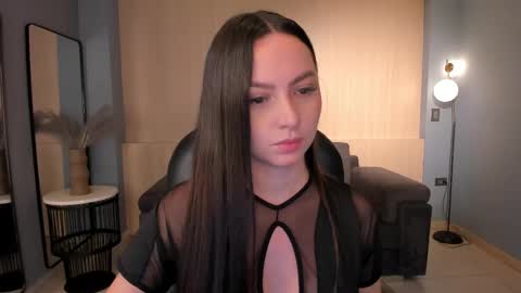 Alice online show from February 2025 10:53:01 PM