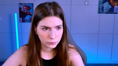 Snapshot of aliceinredsquare_ chatting on October 2025 05:10:02 AM Alice online show from October 2025 05:10:02 AM