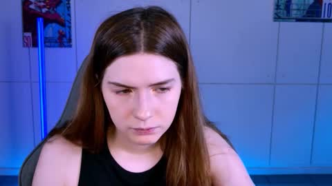 Snapshot of aliceinredsquare_ chatting on October 2025 05:15:01 AM Alice online show from October 2025 05:15:01 AM