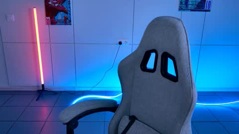 Snapshot of aliceinredsquare_ chatting on November 2025 05:18:02 AM Alice online show from November 2025 05:18:02 AM