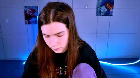 Snapshot of aliceinredsquare_ chatting on November 2025 05:08:02 AM Alice online show from November 2025 05:08:02 AM