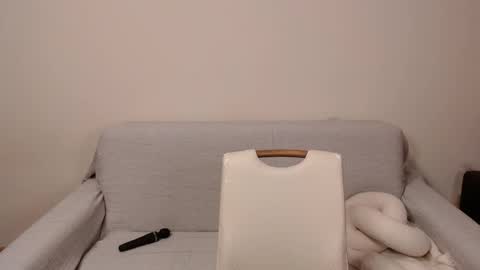 Snapshot of alicekollt chatting on December 2024 12:36:02 AM alicekollt online show from December 2024 12:36:02 AM