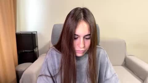 alicekollt online show from October 2025 07:42:01 AM