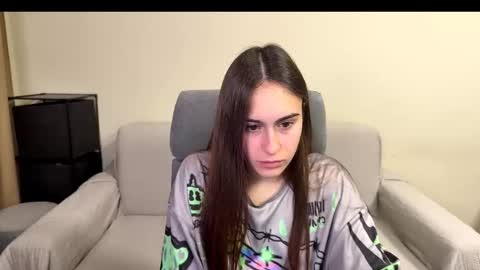 alicekollt online show from December 2025 02:37:01 PM