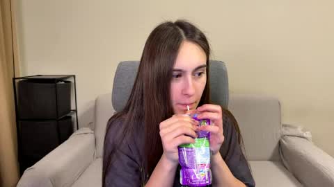 alicekollt online show from April 2026 08:36:01 PM