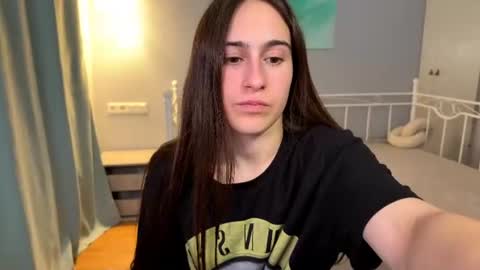 Snapshot of alicekollt chatting on June 2026 09:17:01 PM alicekollt online show from June 2026 09:17:01 PM