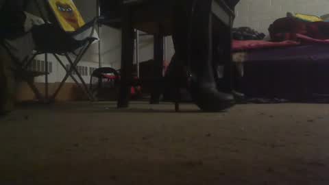 Snapshot of aliceleemcgee chatting on January 2025 01:15:02 AM aliceleemcgee online show from January 2025 01:15:02 AM