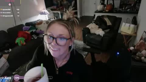 Alice Liddell online show from October 2025 08:11:02 AM