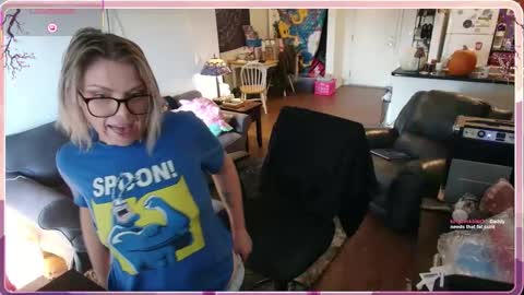 Alice Liddell online show from November 2025 08:31:01 PM