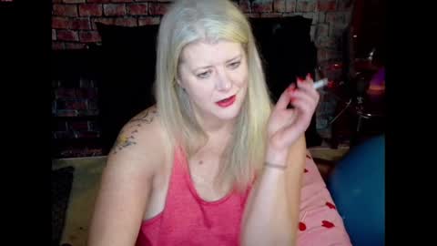 Alices Curiosity online show from February 2025 02:15:01 AM