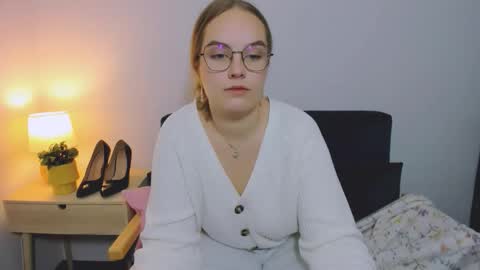 alicesensitive online show from November 2025 10:26:02 AM