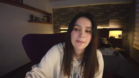 Alice online show from October 2025 10:43:02 PM