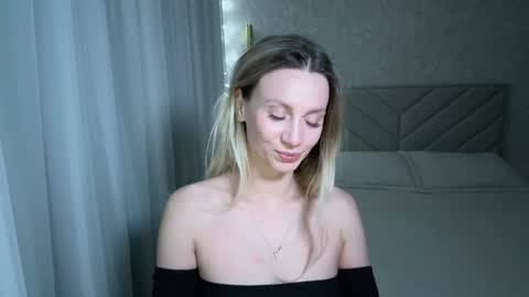 Snapshot of alicewonders_ chatting on December 2024 07:51:01 PM Alice online show from December 2024 07:51:01 PM