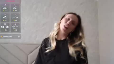 Snapshot of alicewonders_ chatting on March 2025 10:59:02 AM Alice online show from March 2025 10:59:02 AM