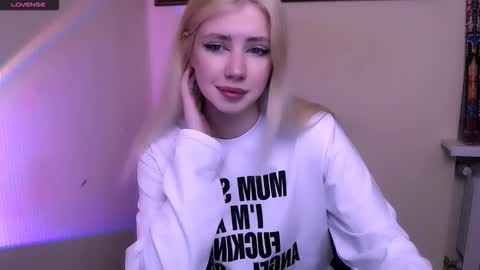 Snapshot of alicexooo_ chatting on February 2026 08:57:02 AM Alice online show from February 2026 08:57:02 AM