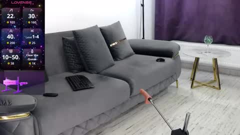 Snapshot of alicia_beggs chatting on December 2025 06:49:02 PM alicia beggs online show from December 2025 06:49:02 PM