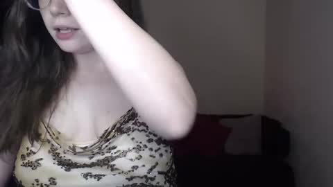 Alicia online show from February 2025 03:52:01 PM