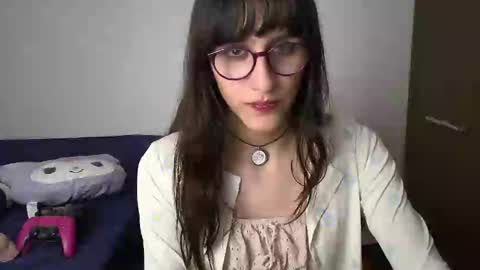 Snapshot of alicia_love29 chatting on January 2025 01:38:02 AM Alice online show from January 2025 01:38:02 AM