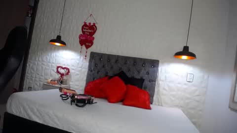 Ali online show from March 2025 12:43:01 PM