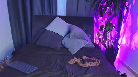 aliciawonderxx online show from March 2026 11:18:01 PM