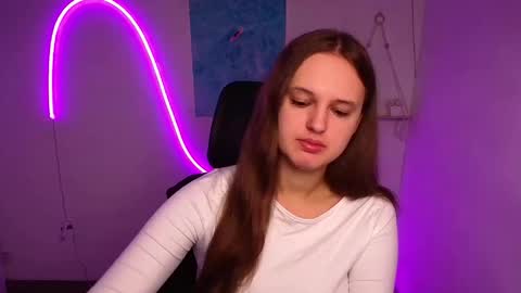 Snapshot of alicie_dream_ chatting on October 2025 05:40:01 AM Alicie online show from October 2025 05:40:01 AM