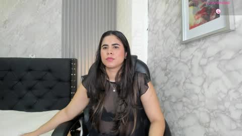 alicya online show from April 2026 12:05:02 PM