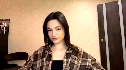 Niki online show from March 2026 02:23:01 PM