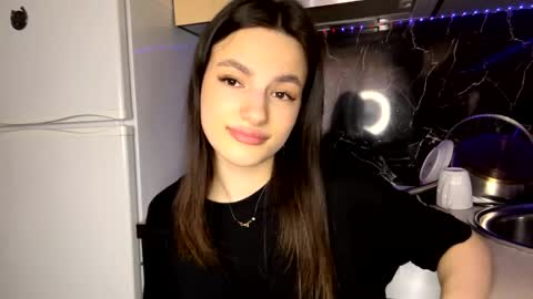 Niki online show from April 2026 12:57:01 PM