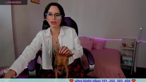 Snapshot of alien_universe chatting on December 2024 08:26:02 PM Aiko Independent Model online show from December 2024 08:26:02 PM