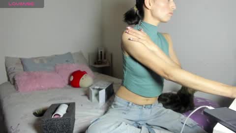 Snapshot of alien_universe chatting on March 2025 03:08:02 AM Aiko Independent Model online show from March 2025 03:08:02 AM