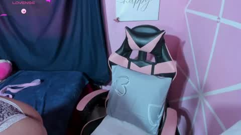 Snapshot of alii_cutee chatting on August 2026 09:17:01 PM alii_cutee online show from August 2026 09:17:01 PM