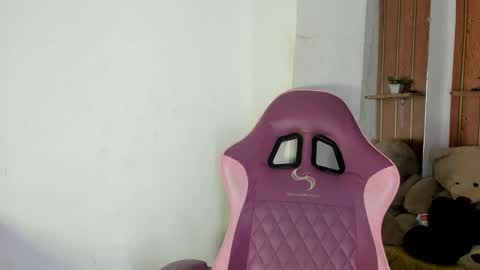 alika online show from November 2025 02:49:02 PM