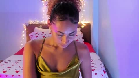 Snapshot of alikaa_nia chatting on December 2025 08:59:02 PM online show from December 2025 08:59:02 PM