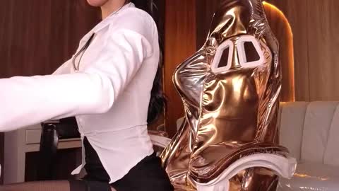 alina_b_ online show from March 2026 08:14:01 PM