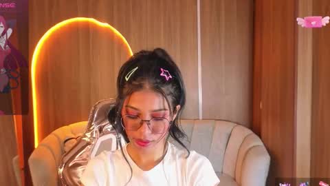 alina_b_ online show from March 2026 01:05:01 PM