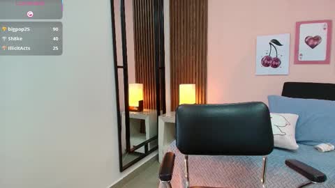 Snapshot of alina_martinelli chatting on January 2026 05:27:02 PM Alina online show from January 2026 05:27:02 PM