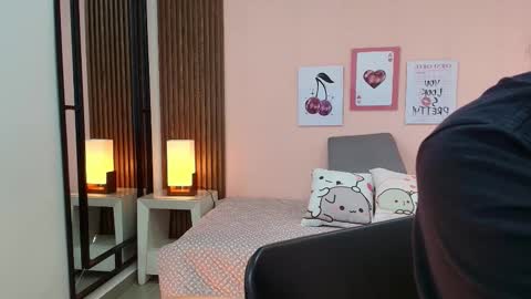 Snapshot of alina_martinelli chatting on February 2026 12:10:02 PM Alina online show from February 2026 12:10:02 PM