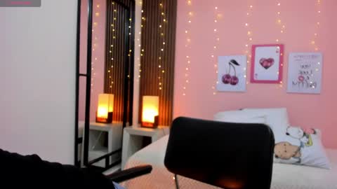 Alina online show from April 2026 11:14:02 AM