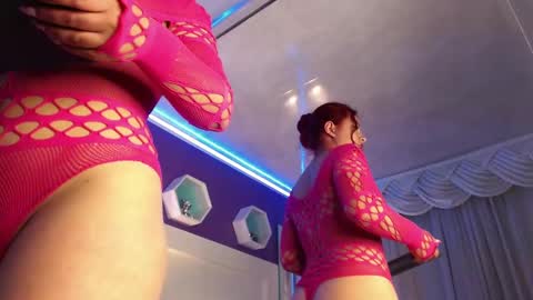 1 online show from January 2025 03:46:01 PM