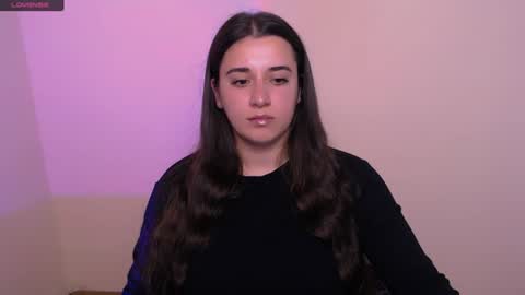 Snapshot of alinaasti_ chatting on June 2026 07:40:02 AM Alina online show from June 2026 07:40:02 AM