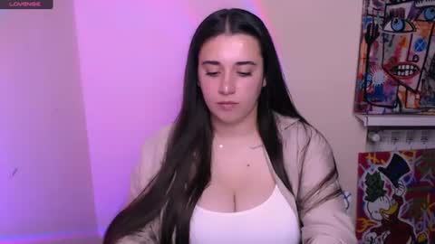Snapshot of alinaasti_ chatting on June 2026 07:56:02 AM Alina online show from June 2026 07:56:02 AM
