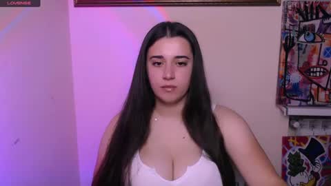Snapshot of alinaasti_ chatting on June 2026 07:05:02 AM Alina online show from June 2026 07:05:02 AM