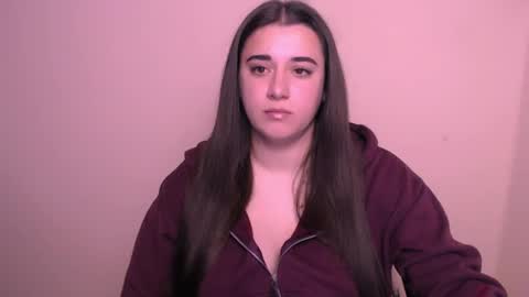 Snapshot of alinaasti_ chatting on July 2026 07:15:02 AM Alina online show from July 2026 07:15:02 AM