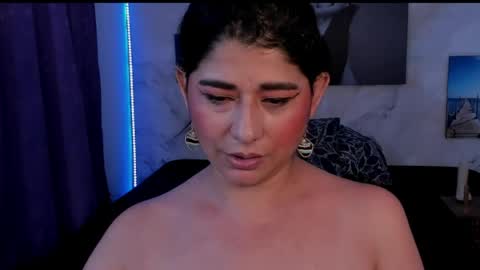 Snapshot of alinabozz1 chatting on July 2026 04:27:02 AM alinabozz1 online show from July 2026 04:27:02 AM