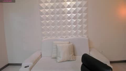 alinakravitz_ online show from June 2026 07:07:01 PM